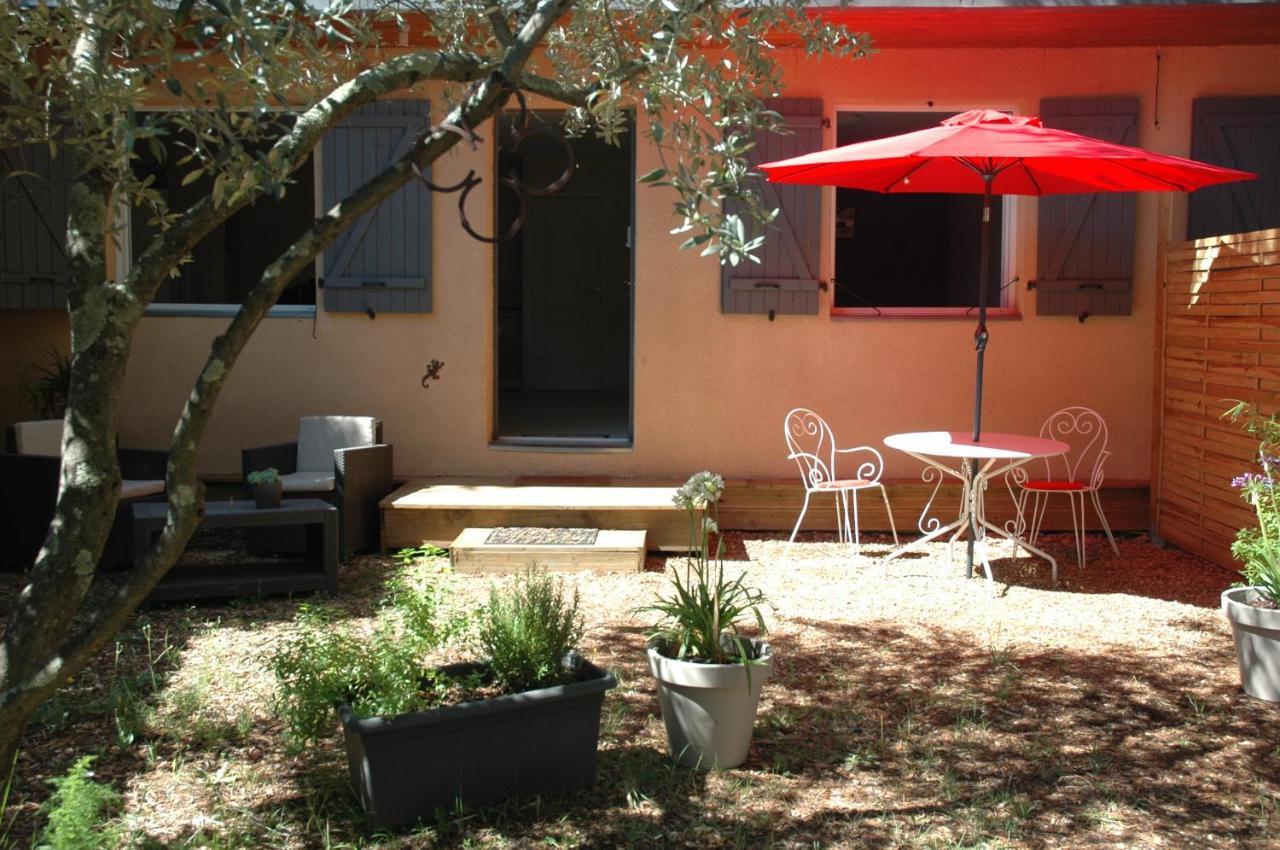 Appartement La Vigne Et L'Olivier à Villeneuve-lès-Avignon Extérieur photo
